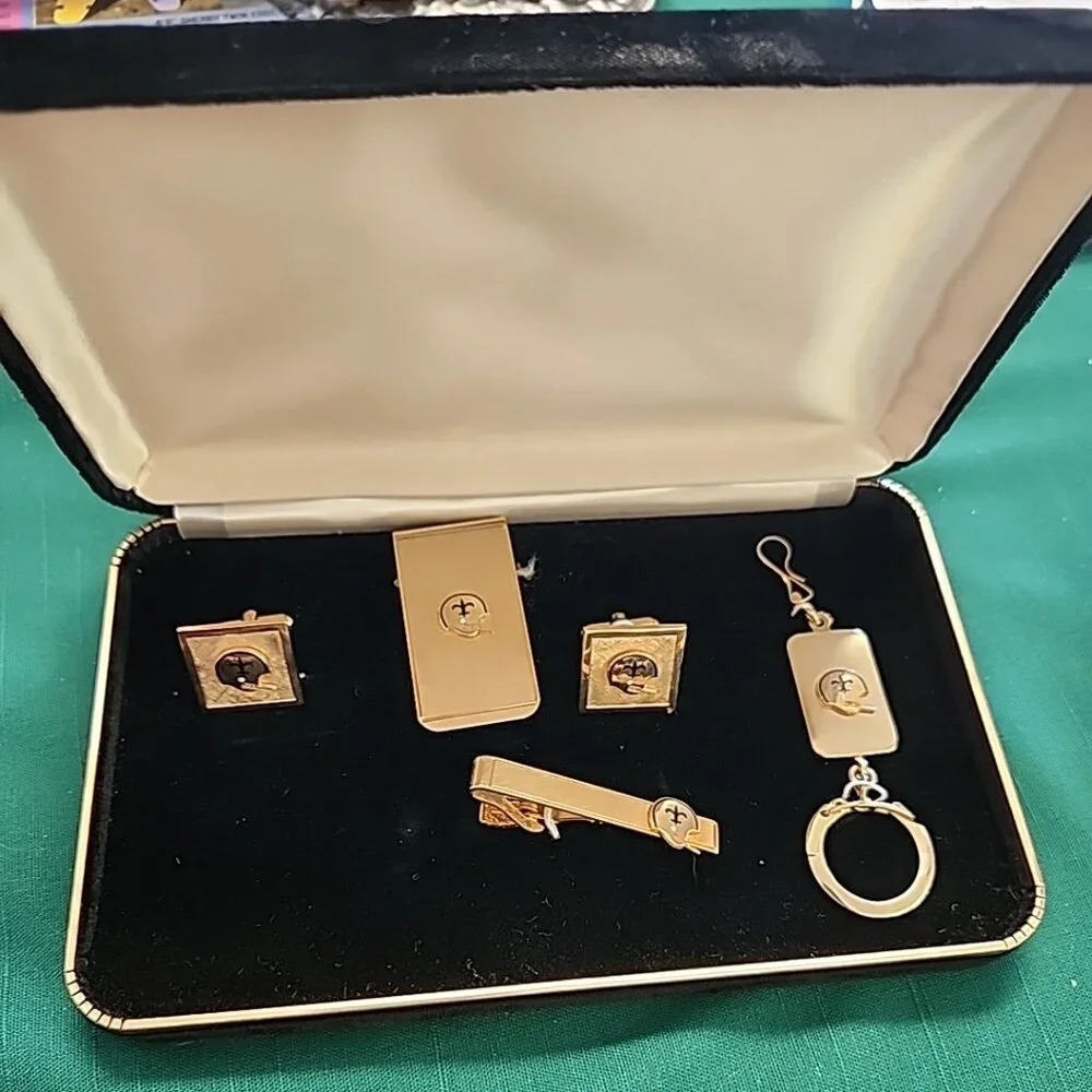 Vintage New Orleans Saints Football Jewelry Set Money Clip Cufflinks Keychain